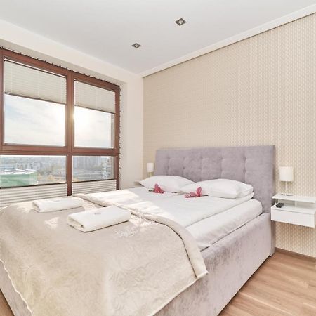 Apartment Wroclaw Krakowska With Balcony And Free Garage By Noclegi Renters Exterior photo