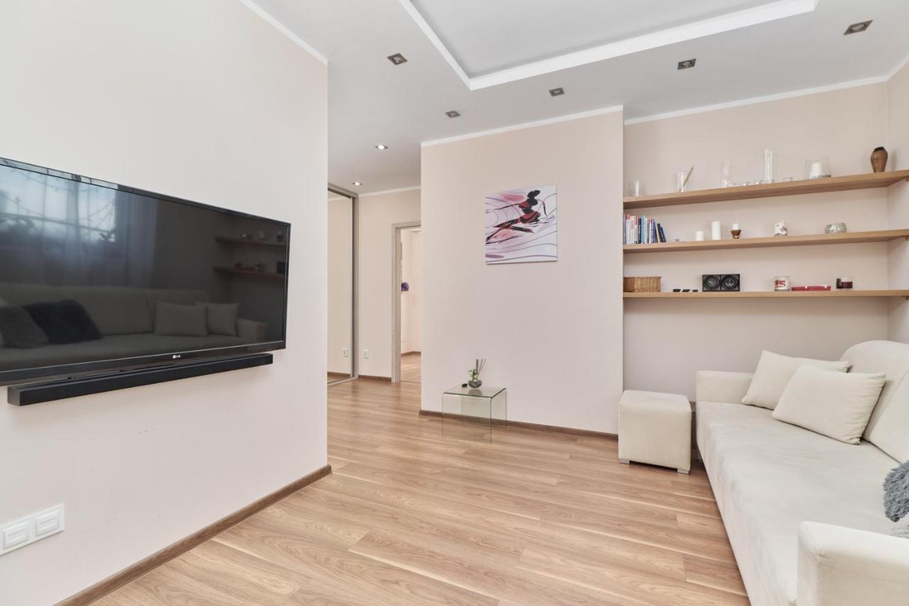 Apartment Wroclaw Krakowska With Balcony And Free Garage By Noclegi Renters Exterior photo