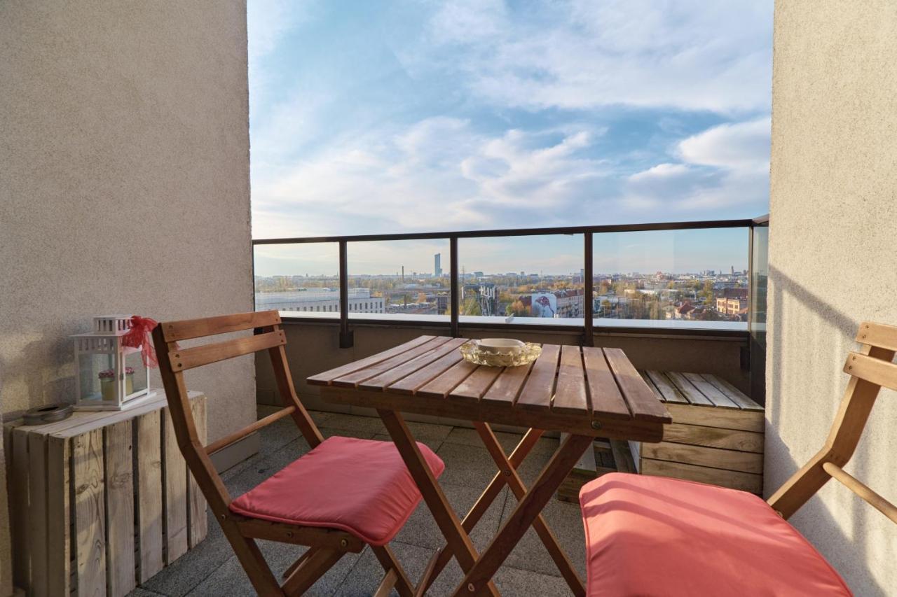 Apartment Wroclaw Krakowska With Balcony And Free Garage By Noclegi Renters Exterior photo